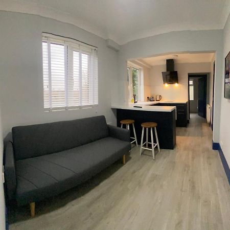 Harewood Lodge - Single And Double Rooms Self Serve Apartment King's Lynn Exterior foto